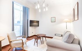 Modernist Apartment In The Best Location
